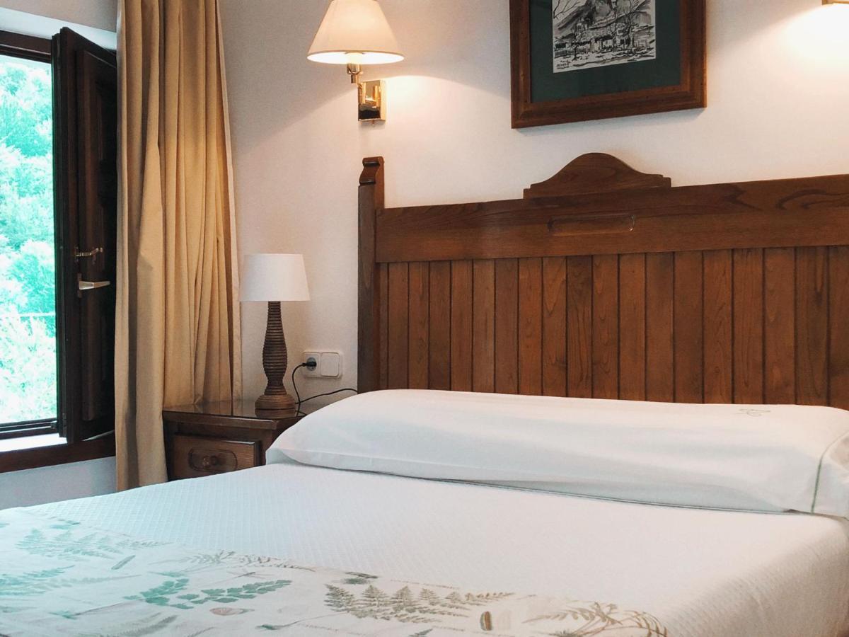 Hotel Rebeco Fuente Dé Zewnętrze zdjęcie