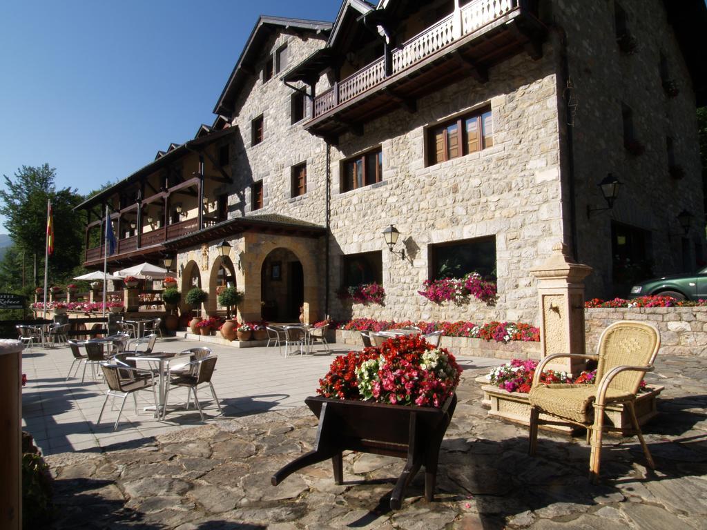 Hotel Rebeco Fuente Dé Zewnętrze zdjęcie